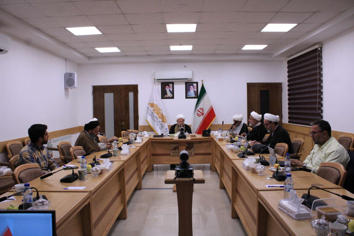 مناقشة إمکانیة تحویل القصاص العضو إلی الدیة فی الجلسة المتخصصة لمرکز دراسات الفقه المعاصر
