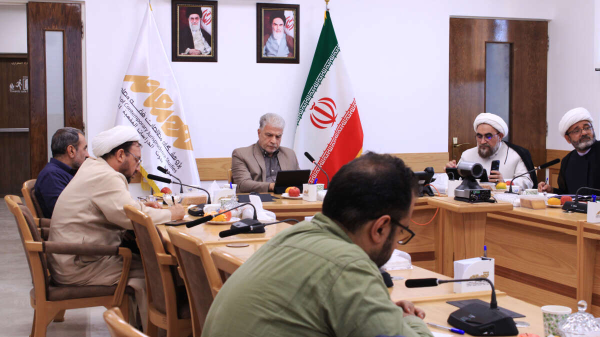 هل إنتاج وتخزین واستخدام السلاح النووی حرام مطلقًا من المنظور الفقهی؟