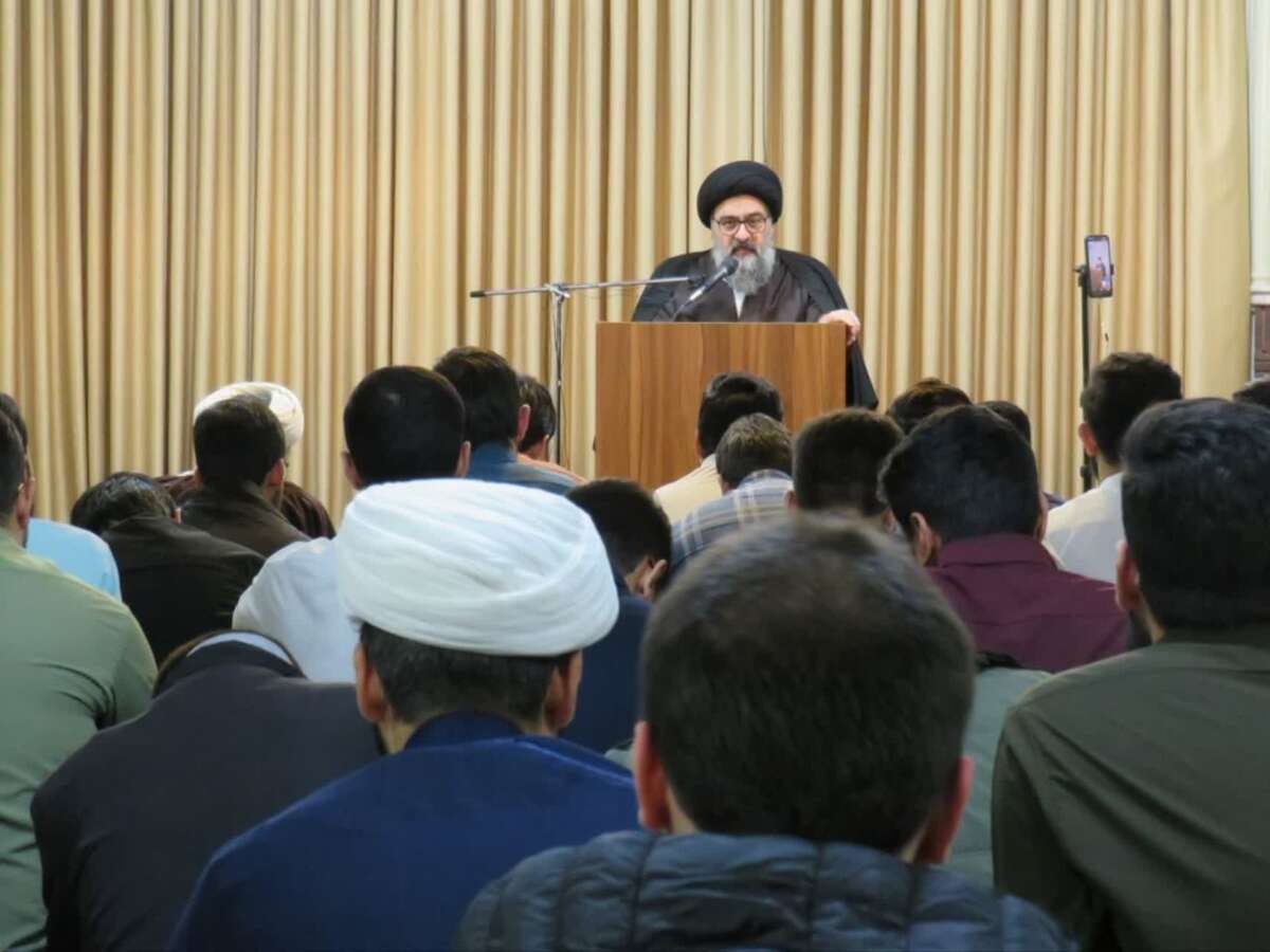 آیة الله السید مجتبی نور مفیدی: عصر الغیبة هو عصر الحیرة واختبار تشخیص الأولویات