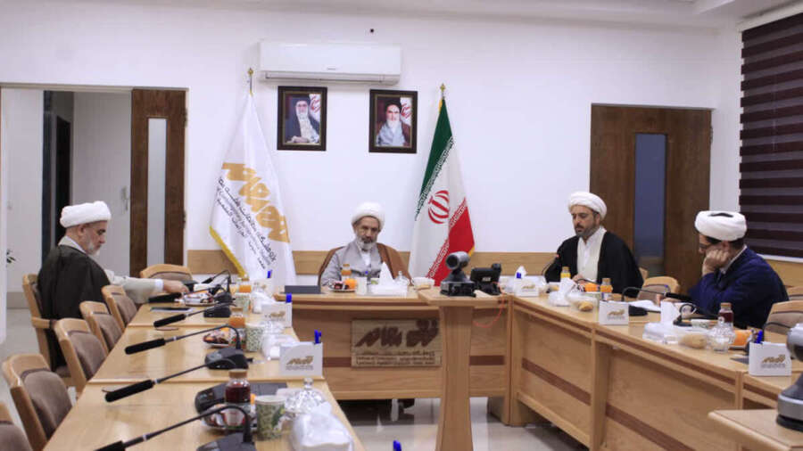 بررسی الحدود والروابط بين فقه الأخلاق وفقه التربية؛ في الجلسة العلمية لمركز الدراسات الفقه المعاصر